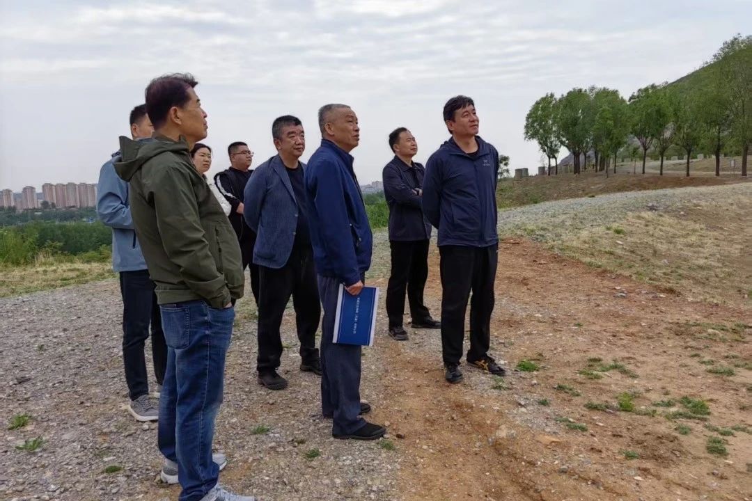 市規(guī)劃資源局領(lǐng)導(dǎo)“五一”慰問天津測繪院駐薊州森林防火一線值守人員